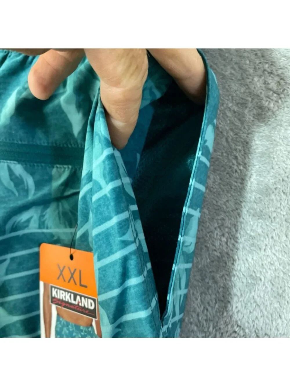 NWT Kirkland Signature Men's XXL Swim Shorts Teal Floral Print